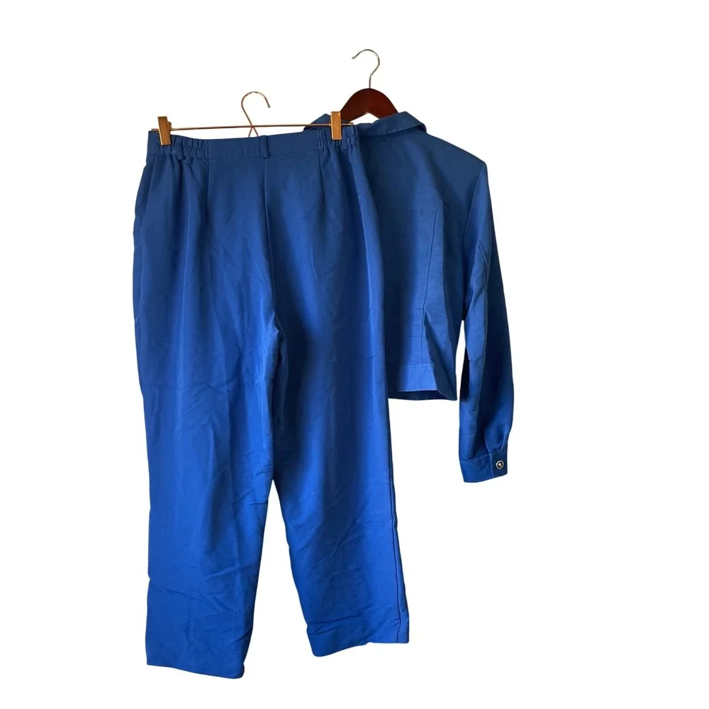 Vintage Royal Blue 2 Piece Set Embroidered Cropped Jacket High Waist Pants‎ M